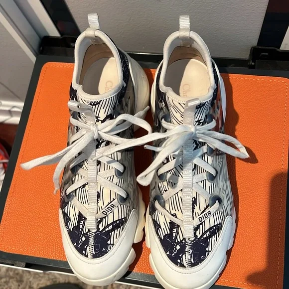 Authentic dior sneaker US 38 - Picture 10 of 10